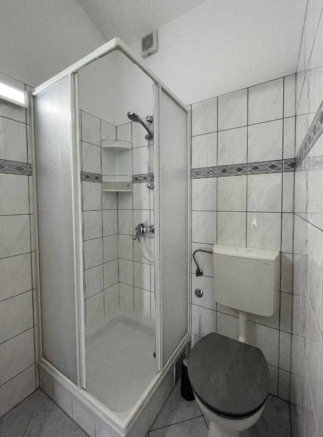 Apartments Tino & Leon Sukošan 外观 照片