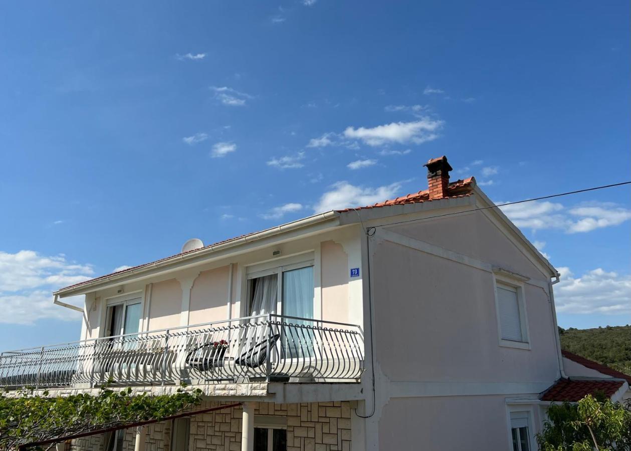Apartments Tino & Leon Sukošan 外观 照片