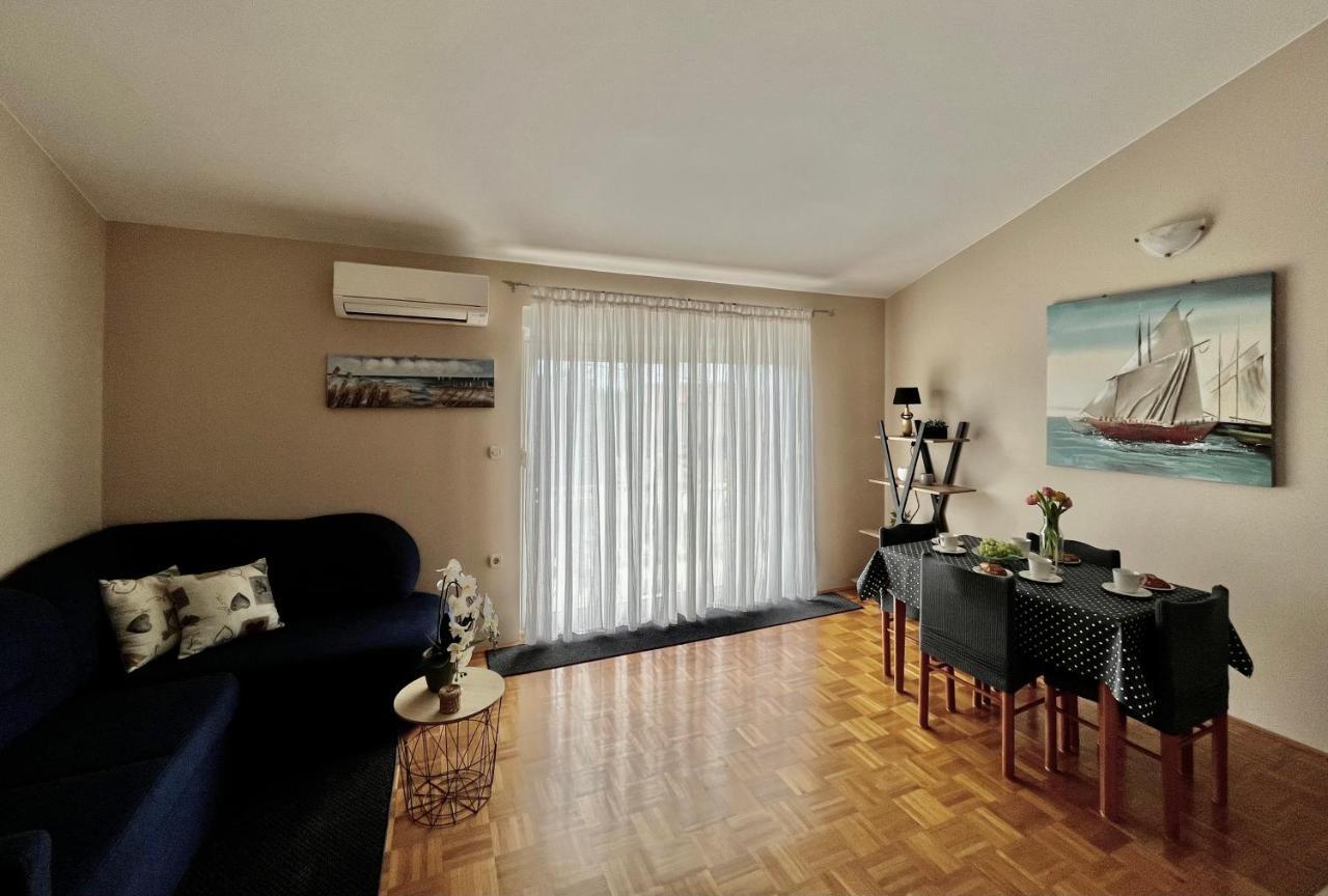 Apartments Tino & Leon Sukošan 外观 照片