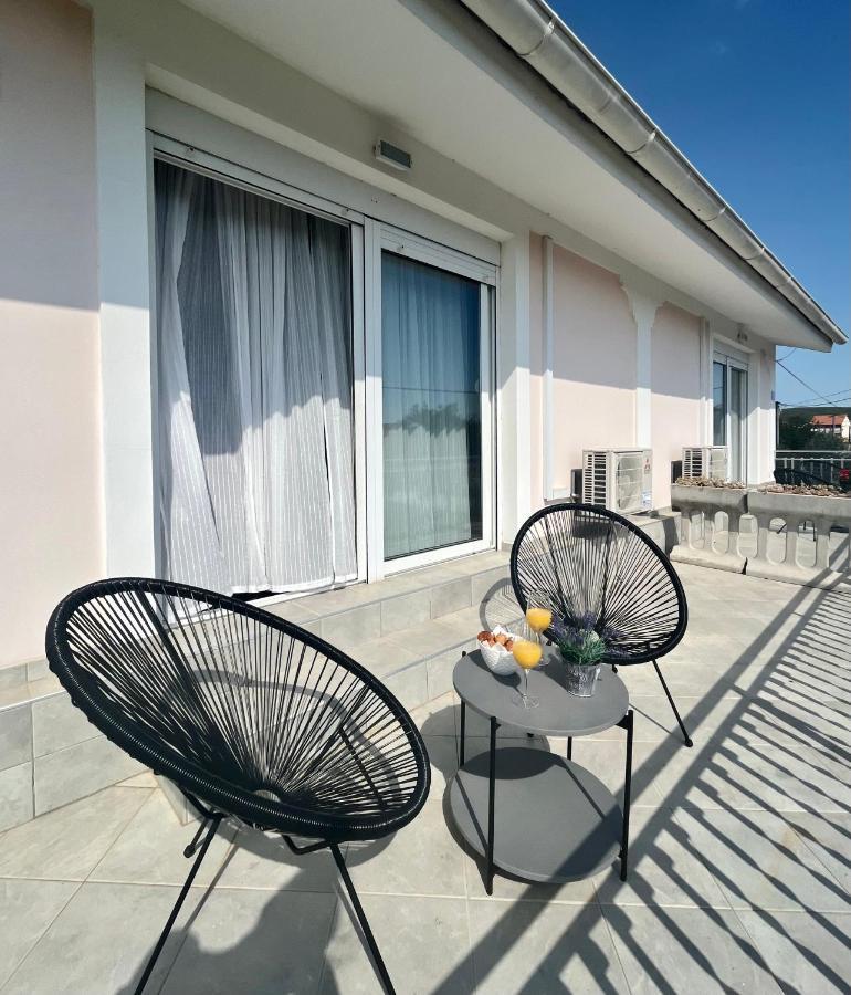 Apartments Tino & Leon Sukošan 外观 照片